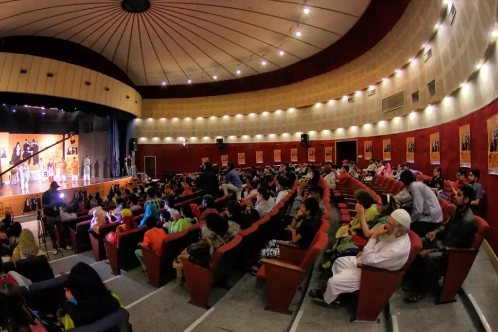 annual-theatre-festival-15th-10-68ac87e339a00